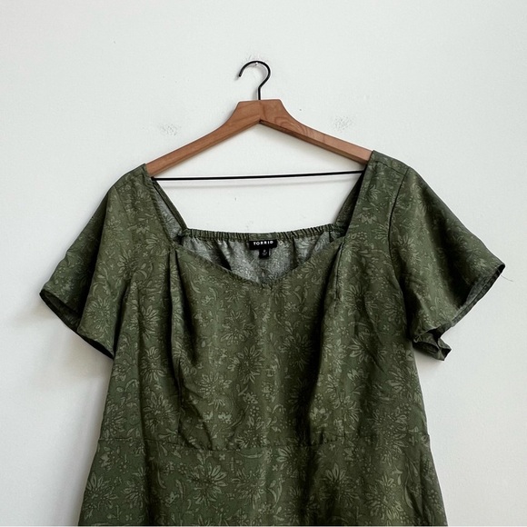 TORRID Peplum Challis Floral Olive Sweetheart Top Forest Fairy Whimsical 12 L - Picture 5 of 12